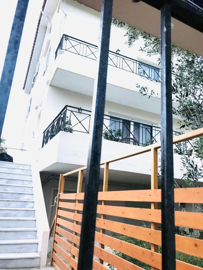 Beautiful Maisonette With A View To The Mountains And The Sea Agia Marina  Экстерьер фото