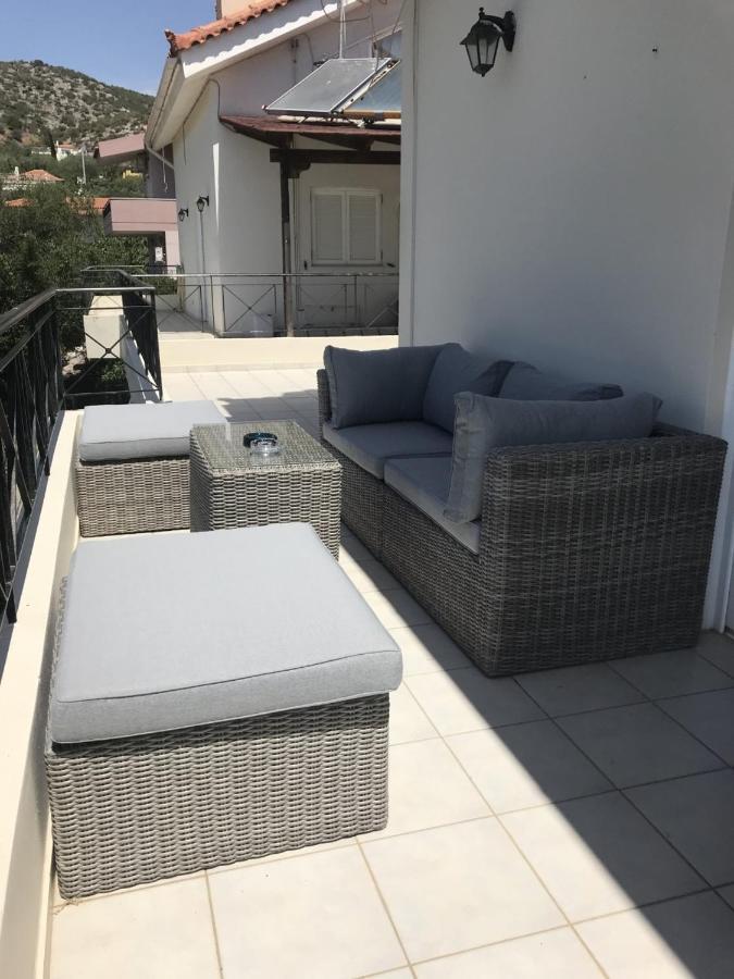 Beautiful Maisonette With A View To The Mountains And The Sea Agia Marina  Экстерьер фото